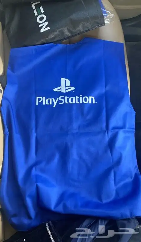 طباعة وتطريز وتفصيل فيست تيشرت كاب بجودة عالية 3