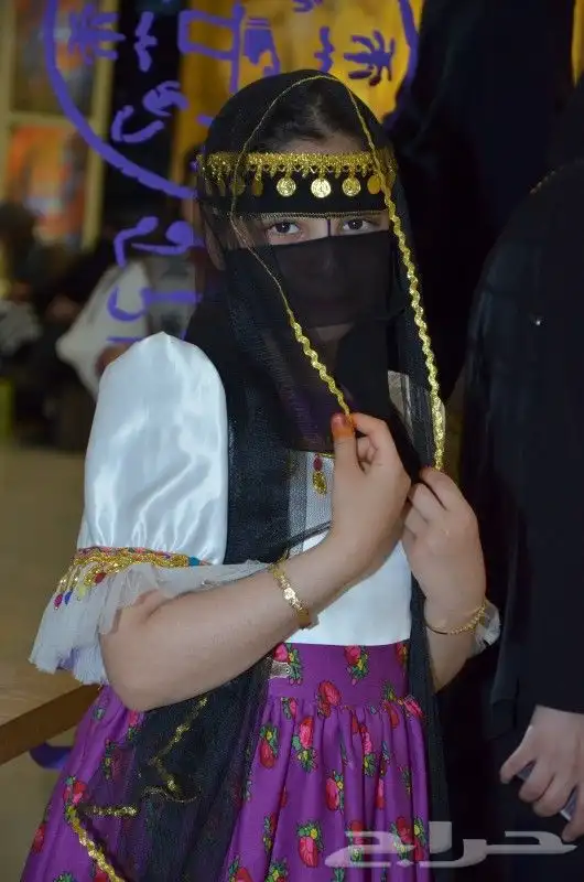 تصوير وانتاج وتأجير صوتيات سماعات 8