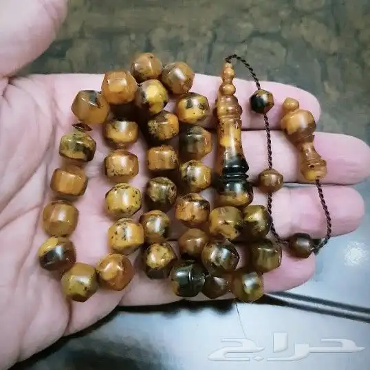 كهرمان ضغط قديم جدا 0