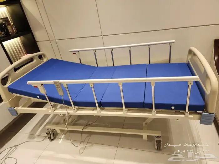 سرير طبي كهربائي مع مرتبه 1