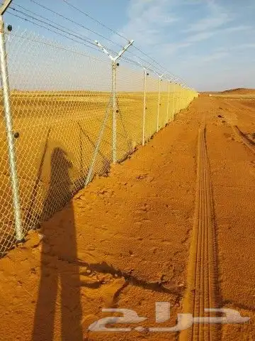 توريد وتوركيب جميع انواع شبوك  شبوك سياج  شبوك طرق  شبوك 9