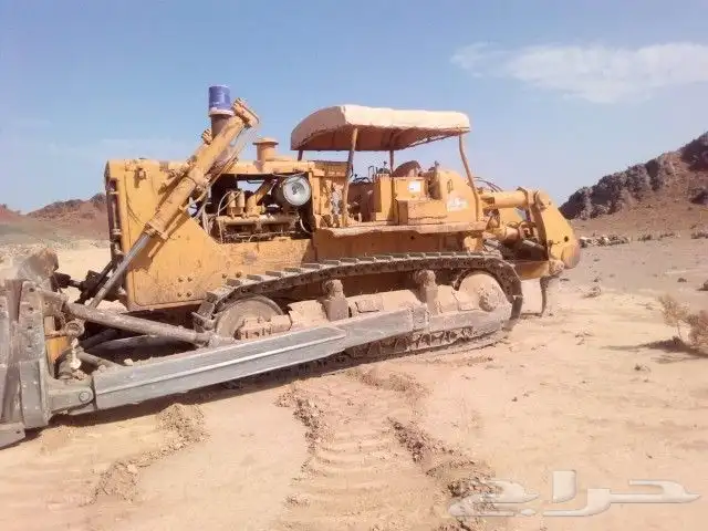 بلدوزر للايجار 155 0