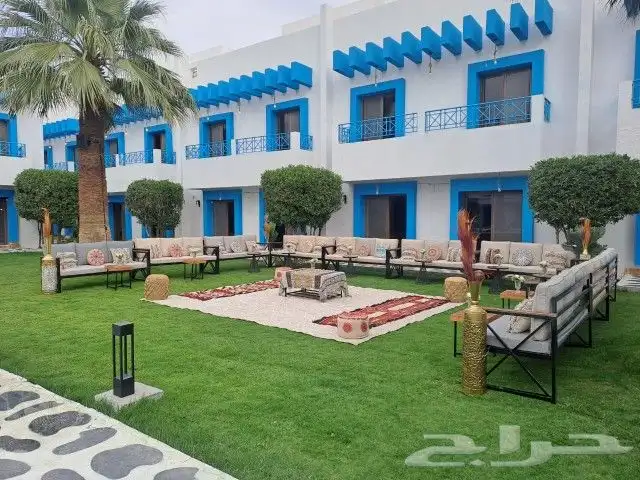 كراسي وطاولات وجلسات 5