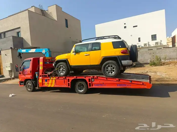 سطحه لسحب السيارات 0