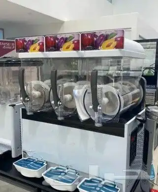 عرض مكينة سلاش او مبراد عصيرات متوفر من وحد حوض ال 3حوض 3