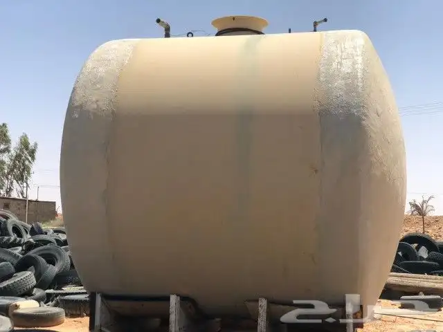 لحام خزانات الفيبر و البلاستيك 6