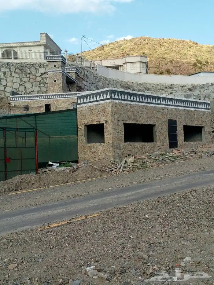 معلم حجر تلبيس وبنيان وربراب ارضي وممرات 1