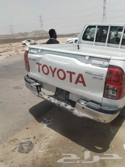 هايلوكس تشليح جده الحمدانية قطع غيار 2