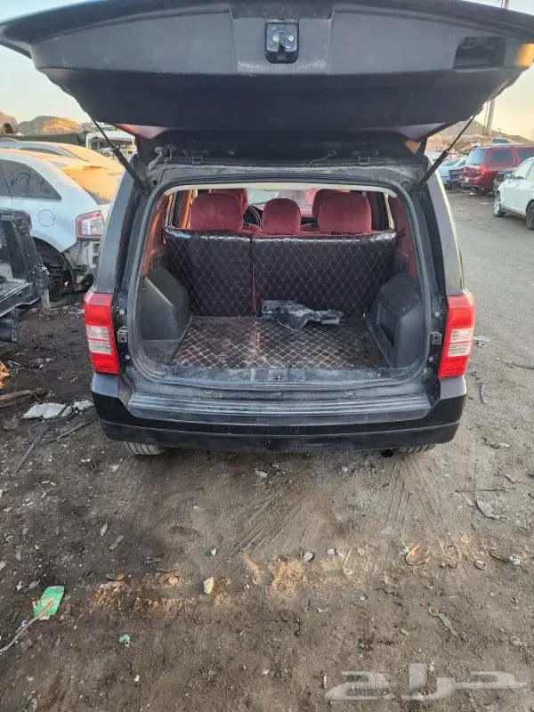 jeep باتريوت قطع غيار تشليح 1