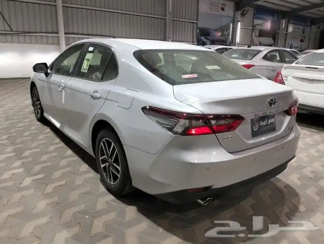 تويوتا كامرى LE مطور هايبرد موديل 2024 8