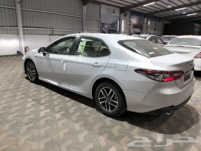 تويوتا كامرى LE مطور هايبرد موديل 2024 6