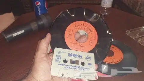 كاسيت أنتيك للموسيقار محمد عبدألوهاب نادر من ألزمن ألجميل 9