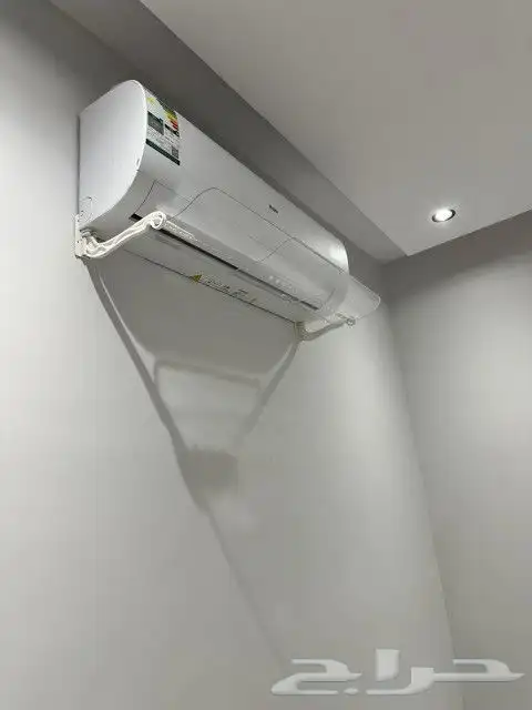 موزع مصدات حاجز غطاء عاكس هواء مكيفات اسبليت 7