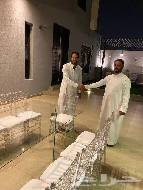 تاجير جلسات وطاولات 1
