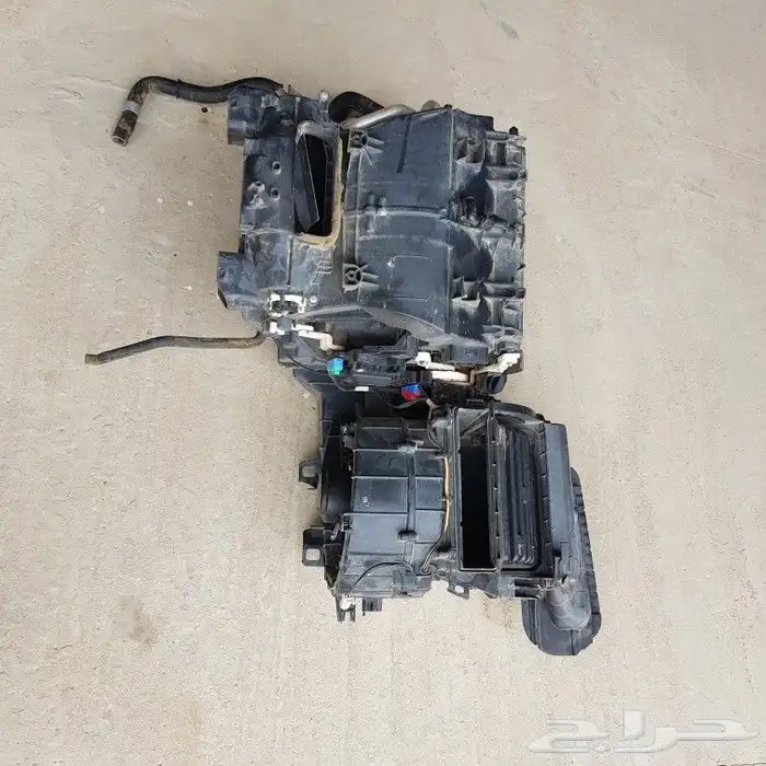 للبيع قطع غيار فورد ماونتنير 2003 مستعمله ونظيفه 27