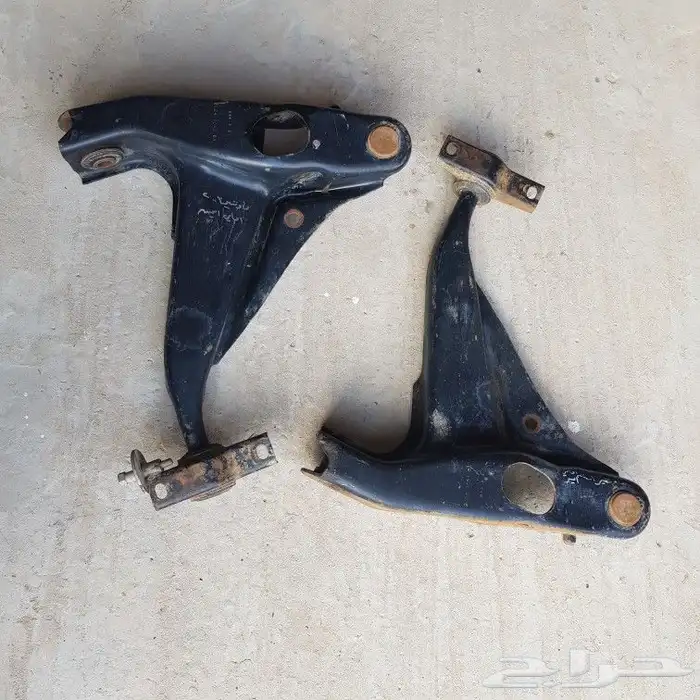 للبيع قطع غيار فورد ماونتنير 2003 مستعمله ونظيفه 19