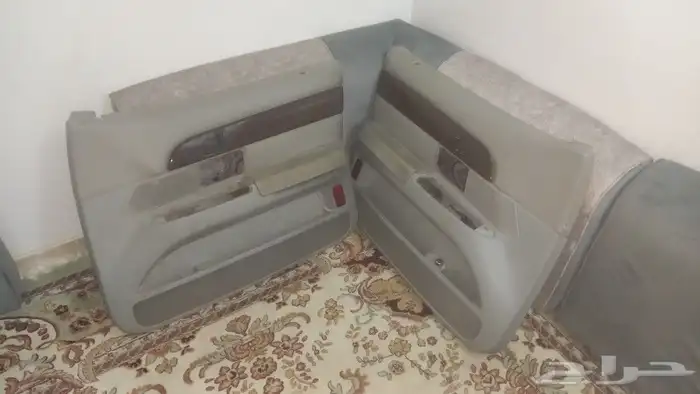 قطع غيار فورد فكتوريا 31