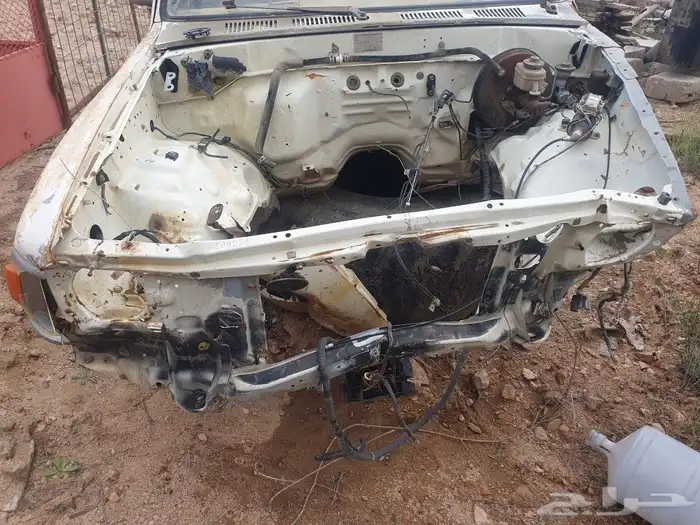 غمارة هايلوكس تشليح للبيع 8