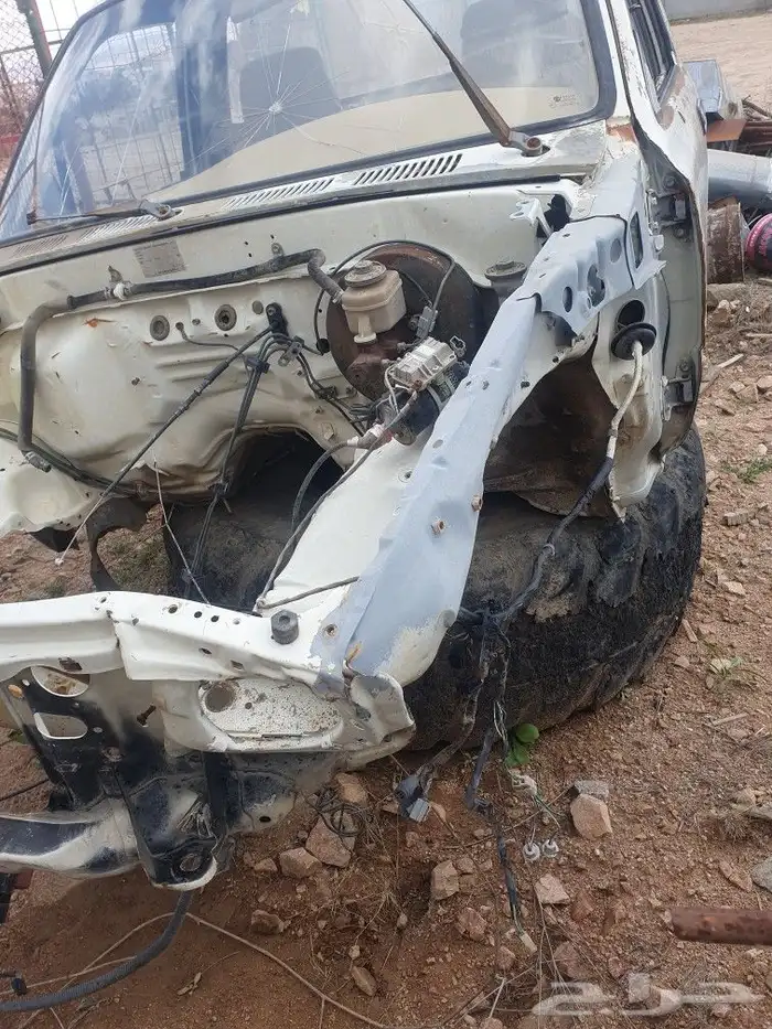 غمارة هايلوكس تشليح للبيع 2