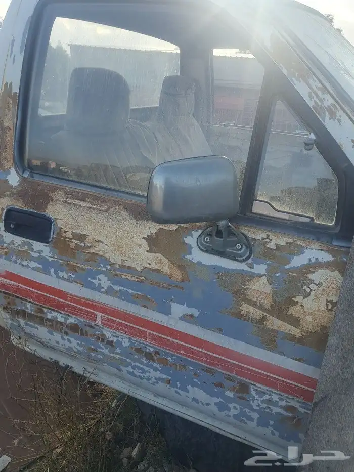 غمارة هايلوكس تشليح للبيع 3