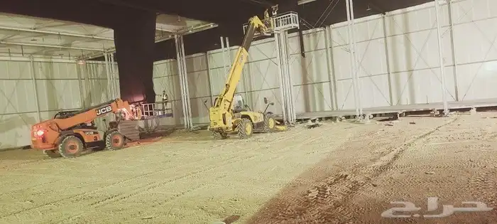 معدات ثقيله Forklifts Cranes And a caesar turnip Marleft jcb 1
