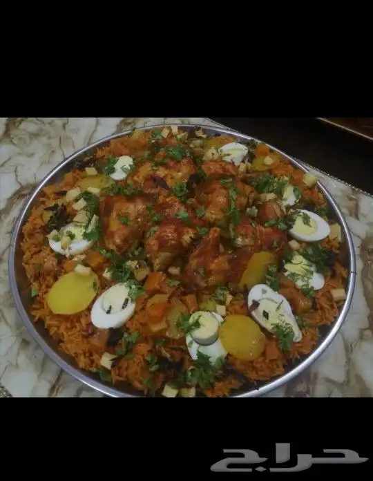 طبخ منزلي أسر منتجه كبسه حمراء _مندي. رز ودجاج صحن خضار 5