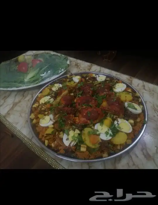 طبخ منزلي أسر منتجه كبسه حمراء _مندي. رز ودجاج صحن خضار 3