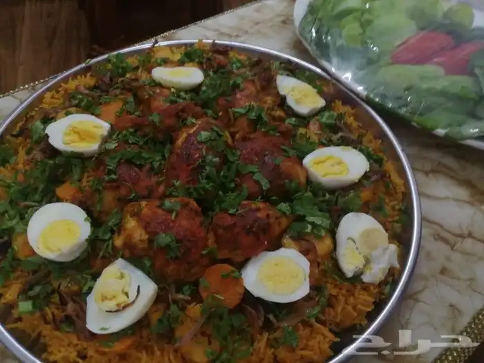 طبخ منزلي أسر منتجه كبسه حمراء _مندي. رز ودجاج صحن خضار 0