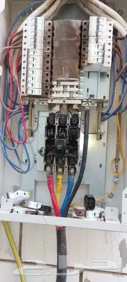 فني كهربائي 14