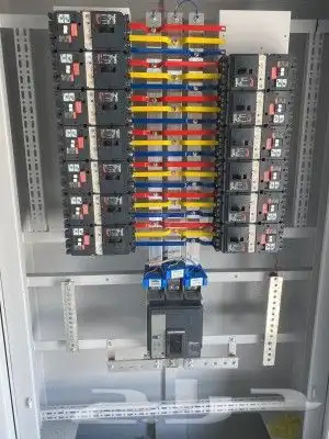 فني كهربائي 15
