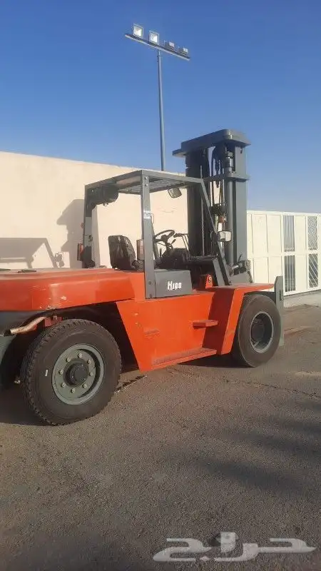 رافعة شوكية (فوركلفت) forklift للإيجار 4