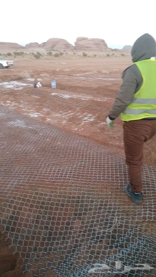 توريد وتركيب جميع انواع السياج الشبوك والملاعب باجود انوعها 3