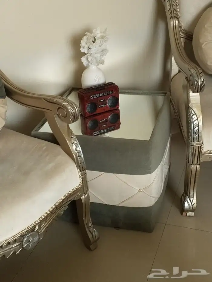 كنب قطع للييع 0