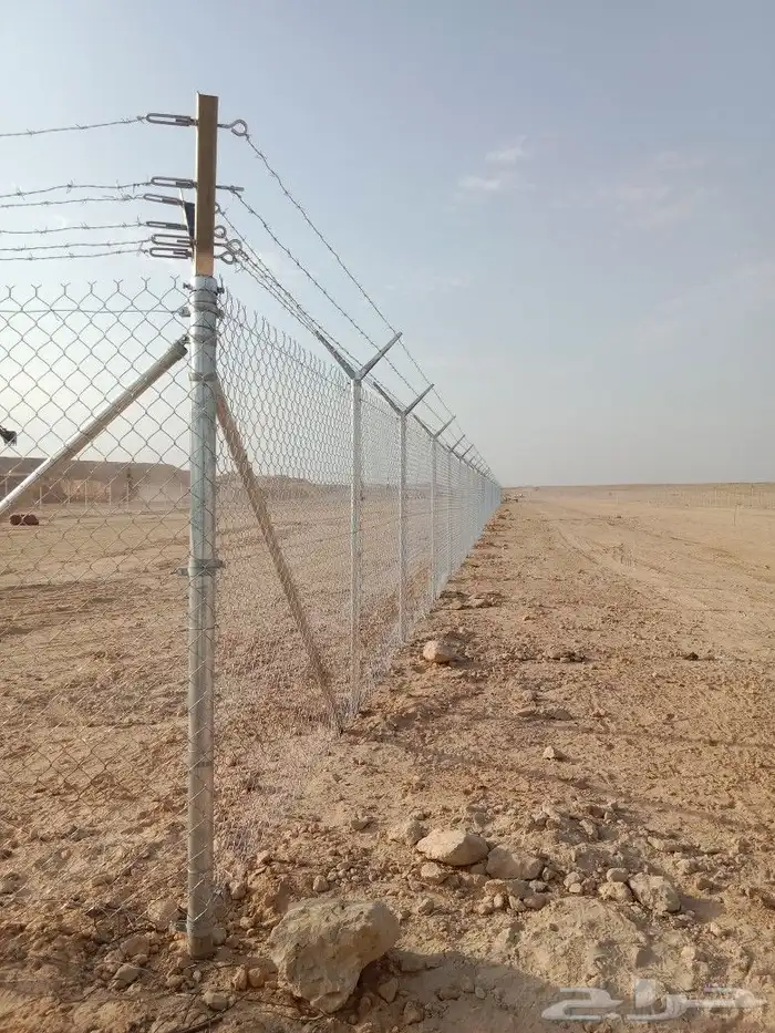 مقاول شبوك ومظلات وهناجر 0