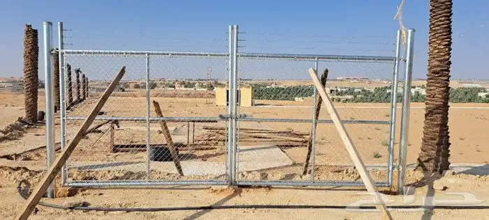 توريد وتركيب جميع انواع السياج الشبوك والملاعب باجود انوعها 4