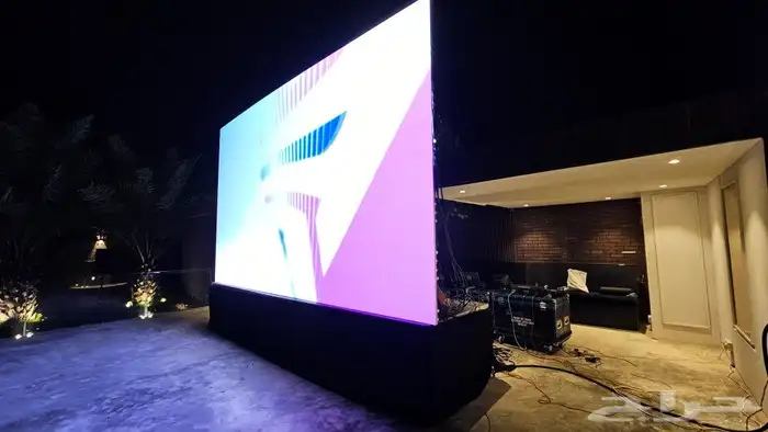 بيع وايجار شاشات p2.6 ومسارح 4