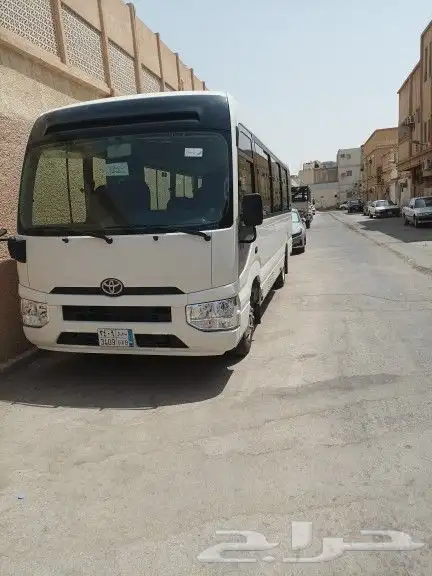 تاجر الباصات يوميه اسبوع شهرين مطار فندق رحلات مع سائق 4