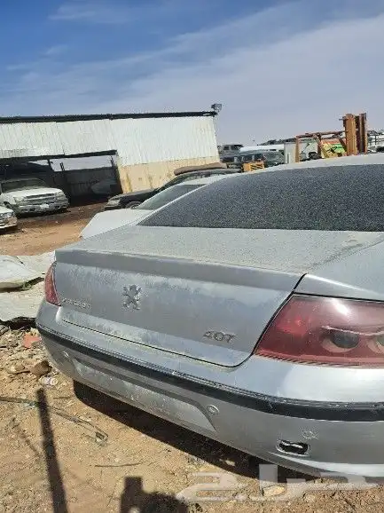 بيجو 508 وبيجو 307 وبيجو 207 وبيجو 3001 ورينو وفان ستروين وب 18