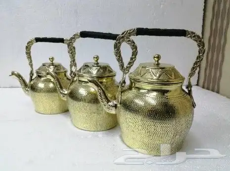 بكجات مكون من5سكريات 3مكاديع تمر 3دلال نحاس الصلي 6