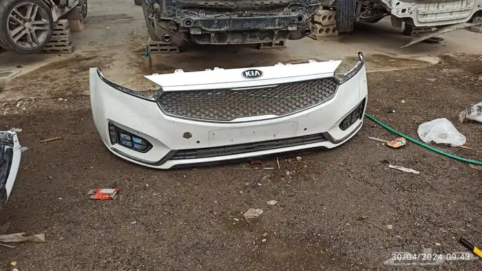 يوجد لدينا صدام كادينزا 2018 - 2020 وخلفي موجود 0