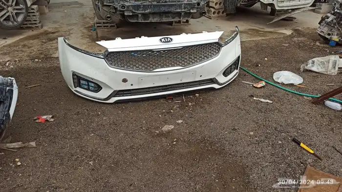 يوجد لدينا صدام كادينزا 2018 - 2020 وخلفي موجود 2