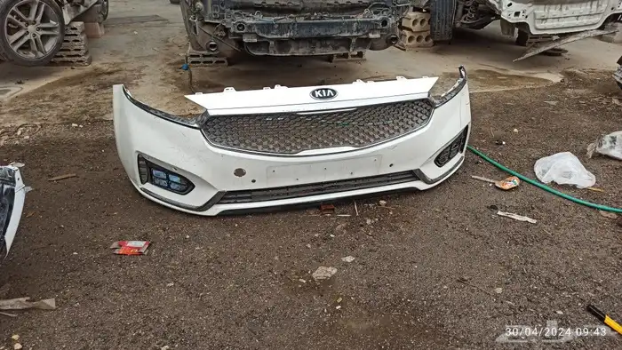 يوجد لدينا صدام كادينزا 2018 - 2020 وخلفي موجود 1