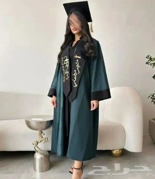 عبايات تخرج ارواب تخرج قبعه وشاح تخرج بروشات خصم للكميات 17