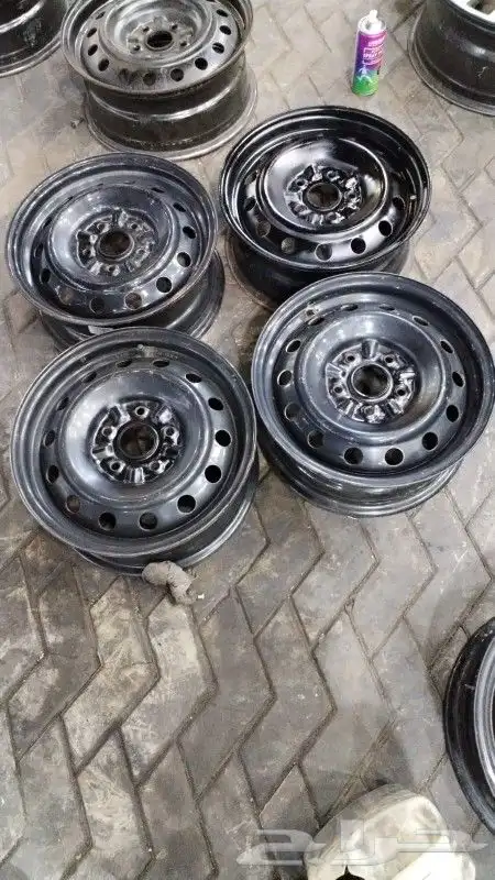 جنوط كامري حديد سوح الاصلي وكاله مقاس 15 0