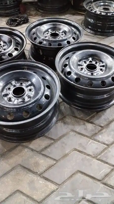 جنوط كامري حديد سوح الاصلي وكاله مقاس 15 2