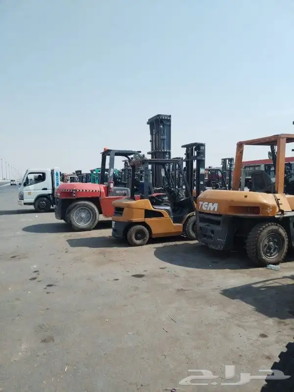 رافعات شوكيه للايجار 8