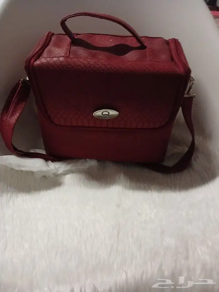 شنطة مكياج 0