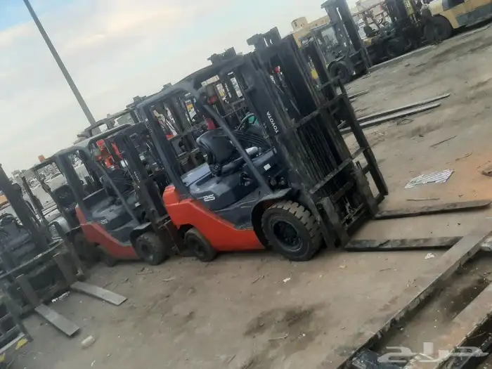 فوركلفت للايجار يومي وشهري موديل جديد 0