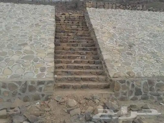 معلم حجر 1