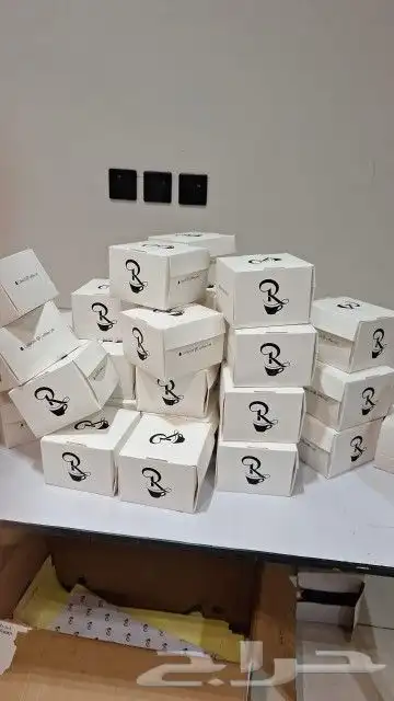 طباعة بوكسات واكواب واستكر واكياس 9